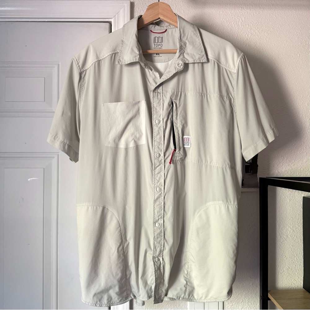 TOPO DESIGNS grey utility outdoors short sleeve button up shirt